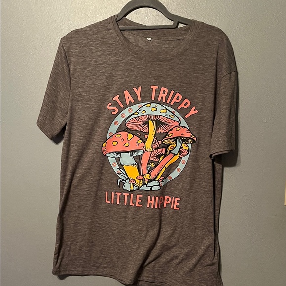 Amazon Tops - Amazon Brown Graphic Tee - Stay Trippy Design